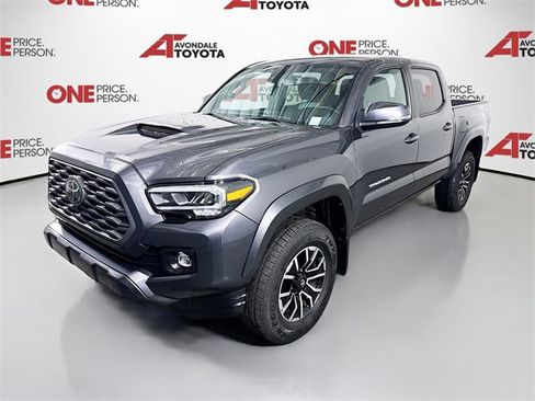 Certified 2023 Toyota Tacoma TRD Sport image 3