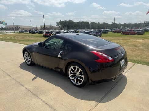 Used 2014 Nissan 370Z Touring RWD image 5
