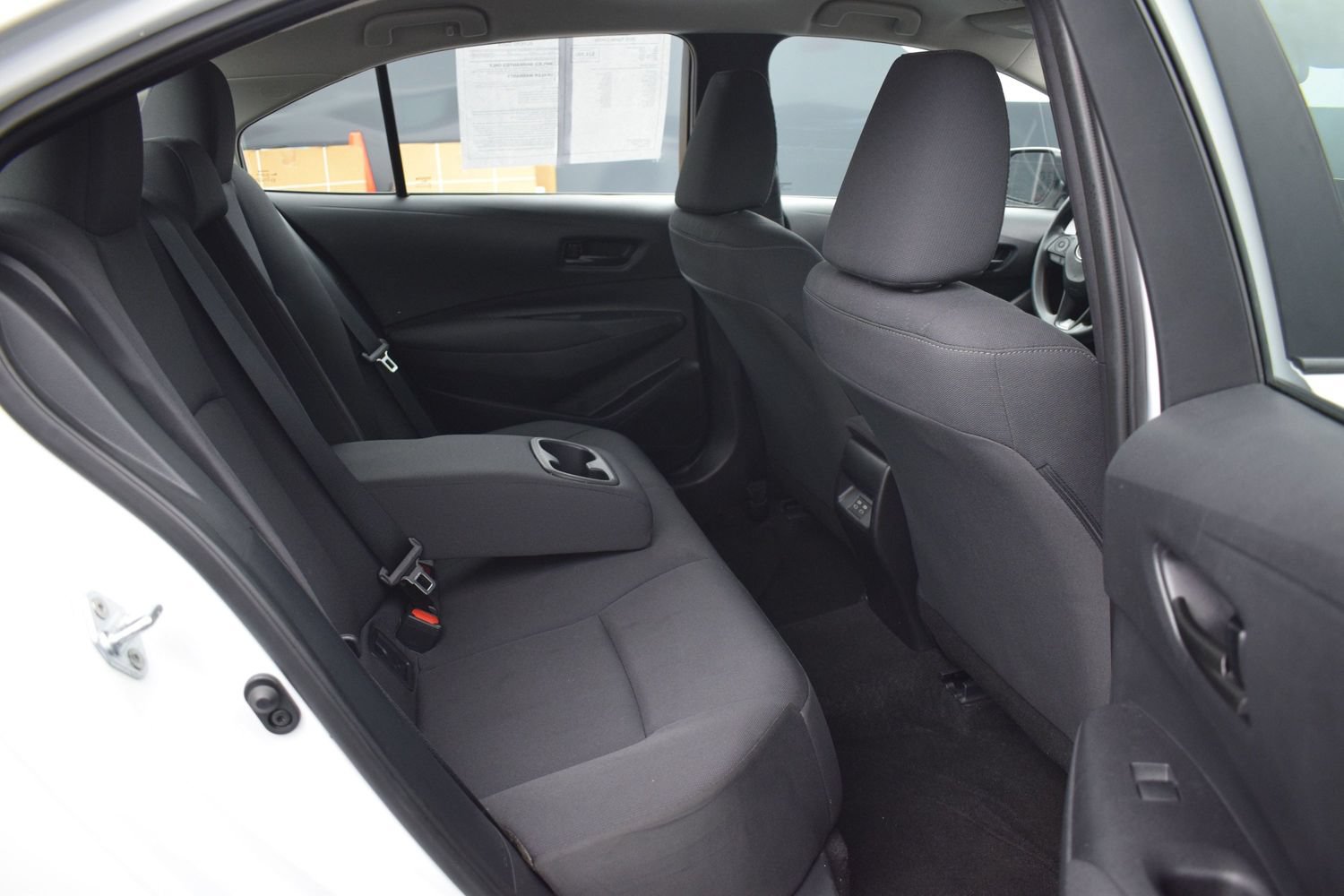 Used 2025 Toyota Corolla LE FWD image 11