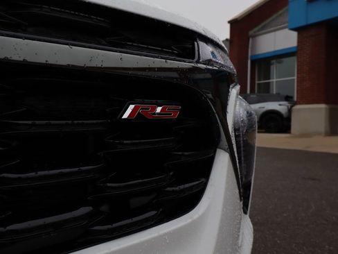 Used 2025 Chevrolet Trax RS w/ Sunroof Package image 7