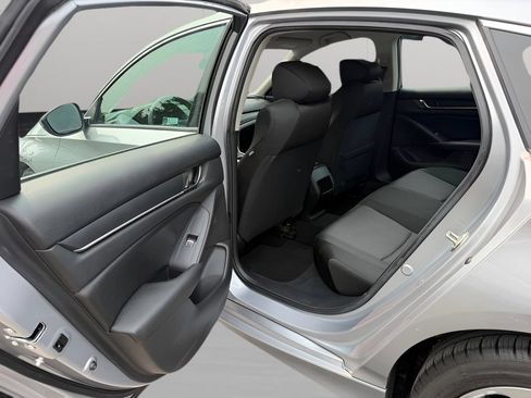Used 2019 Honda Accord LX image 26