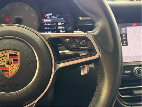 Used 2021 Porsche Macan S image 19