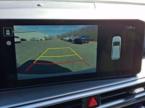 Certified 2025 Kia Sorento S image 19