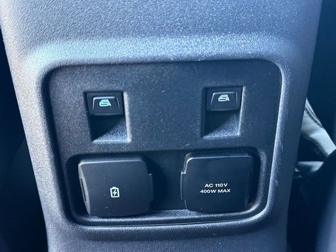 Used 2024 Ford Bronco Wildtrak image 42