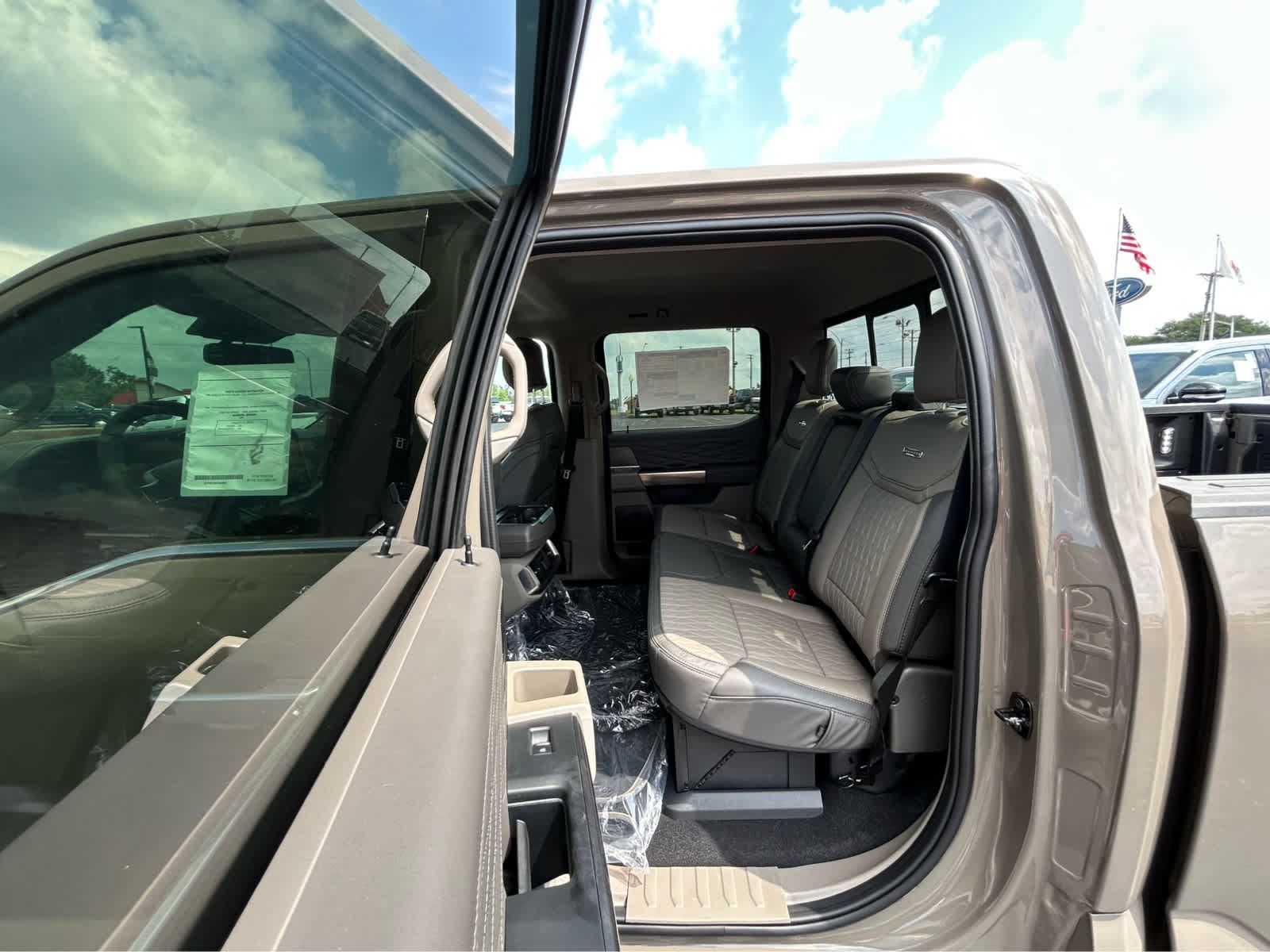 New 2026 Ford F150 Platinum w/ Equipment Group 703A Plus AWD/4WD image 11