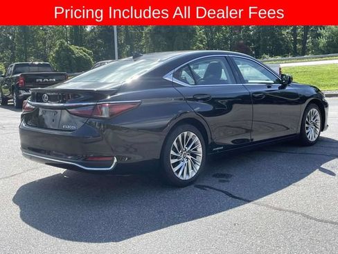 Used 2019 Lexus ES 300h w/ Accessory Package 2 FWD image 5