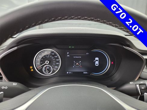 Used 2023 Genesis G70 2.0T image 32