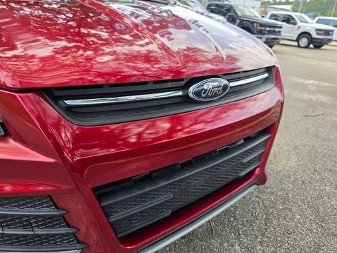 Used 2015 Ford Escape SE FWD image 14