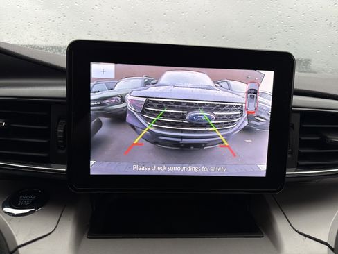 Used 2023 Ford Explorer XLT w/ Equipment Group 202A image 19