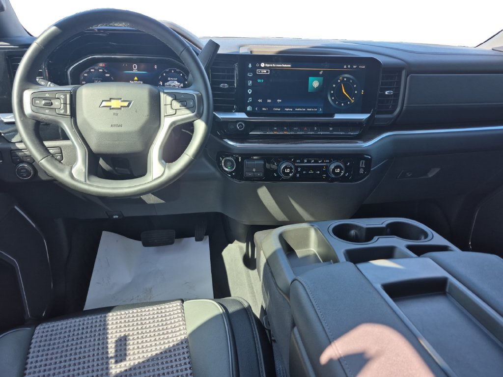 Used 2025 Chevrolet Silverado 1500 LT w/ Protection Package AWD/4WD image 10