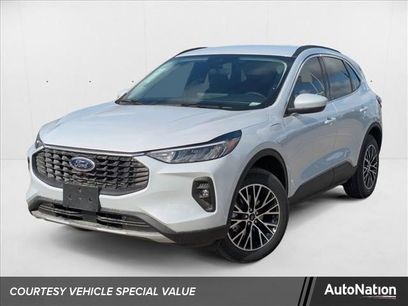 New 2025 Ford Escape SE