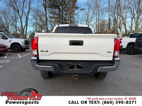Used 2017 Toyota Tacoma SR5 image 8