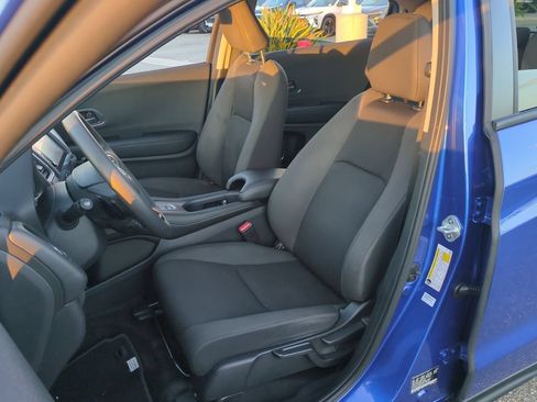 Used 2021 Honda HR-V EX image 19