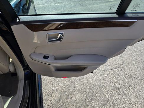 Used 2015 Mercedes-Benz E 250 BlueTEC 4MATIC Sedan w/ Premium 1 Package image 29