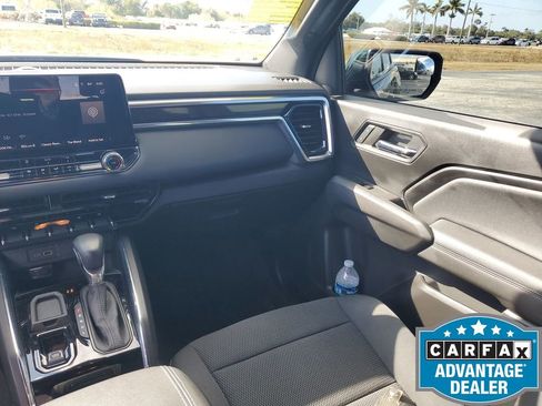 Used 2023 GMC Canyon Elevation w/ Trailering Package image 12