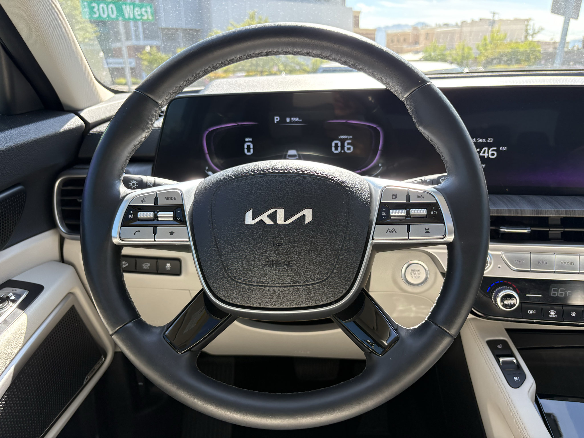 Used 2024 Kia Telluride EX AWD/4WD image 28