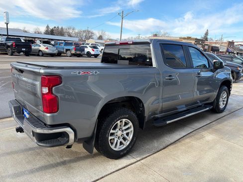 Used 2021 Chevrolet Silverado 1500 LT w/ Convenience Package II image 5