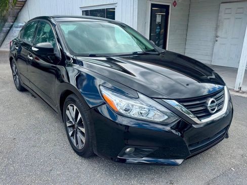 Used 2016 Nissan Altima 2.5 SL w/ 2.5 Technology w/LED Package FWD image 10