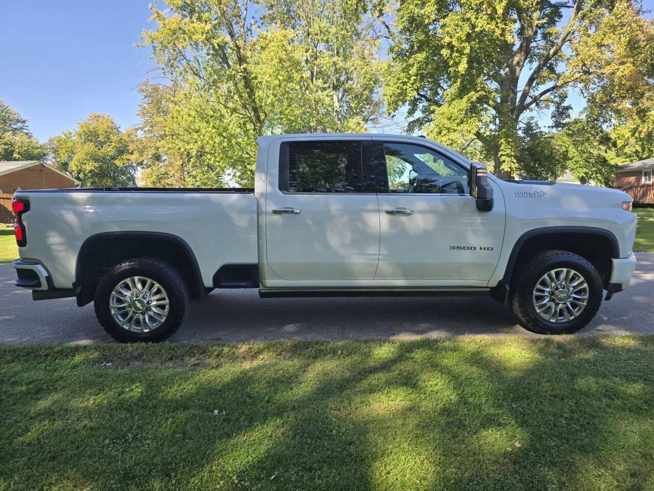 Used 2022 Chevrolet Silverado 3500 High Country w/ Z71 Off-Road Package AWD/4WD image 38