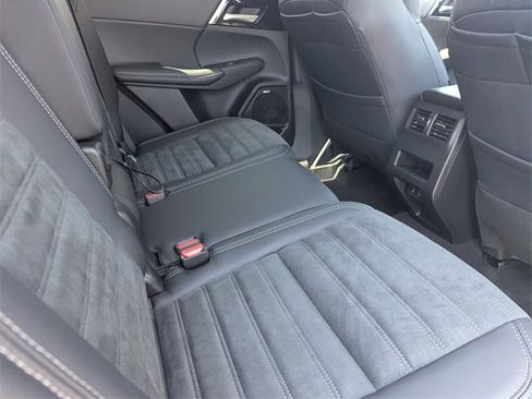 New 2025 Mitsubishi Outlander Trail Edition image 9