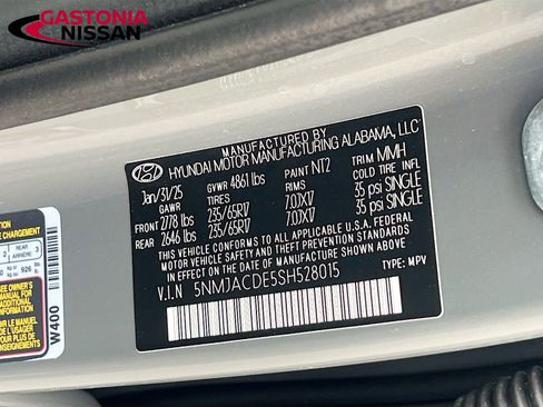 Used 2025 Hyundai Tucson SE image 40