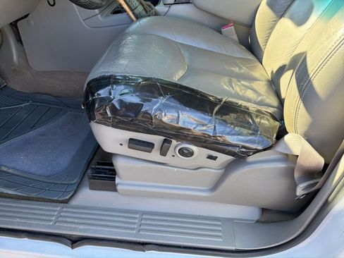 Used 2004 Chevrolet Silverado 2500 LT w/ Skid Plate Package image 37