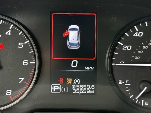 Used 2024 Subaru Crosstrek 2.0i w/ Crosstrek Mirror Package AWD/4WD image 38