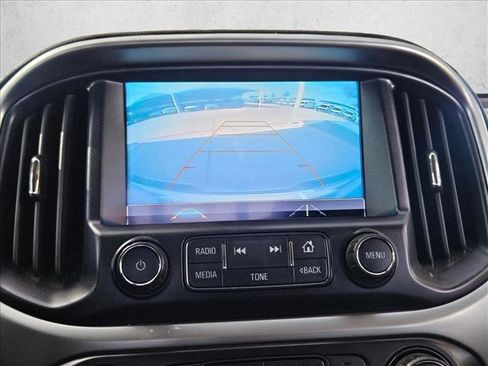 Used 2018 Chevrolet Colorado LT w/ LT Convenience Package RWD image 10