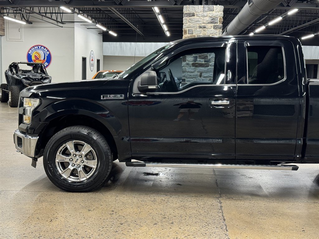 Used 2016 Ford F150 XLT w/ Equipment Group 302A Luxury AWD/4WD image 5