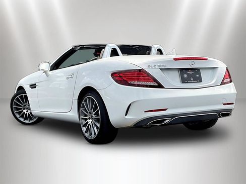 Used 2020 Mercedes-Benz SLC 300 image 4