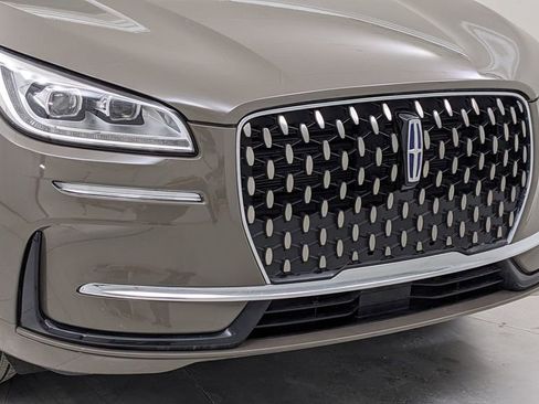 Used 2025 Lincoln Corsair Grand Touring w/ Towing Package image 42