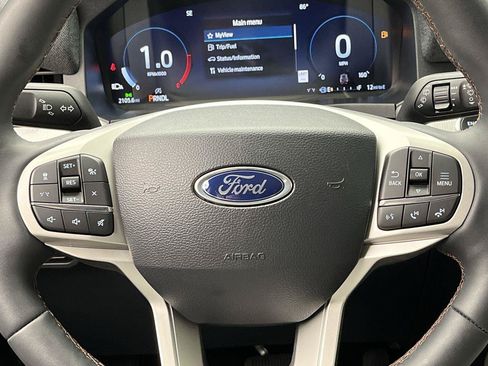 New 2026 Ford Explorer Active w/ Active Comfort Package AWD/4WD image 16