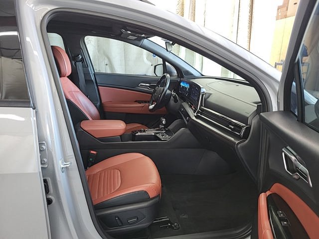 Used 2023 Kia Sportage SX FWD image 12