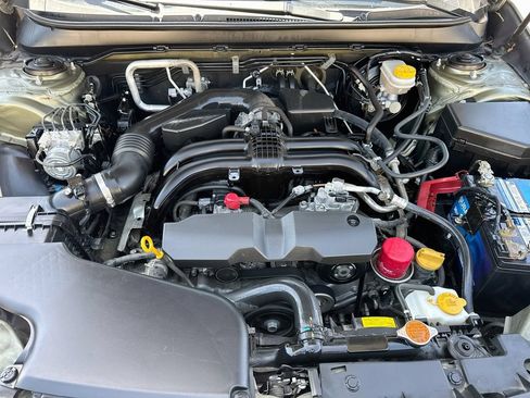 Used 2017 Subaru Outback 2.5i Limited AWD/4WD image 40