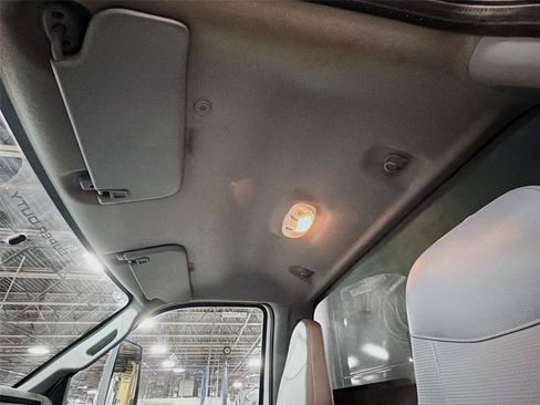 Used 2022 Ford F650 2WD Regular Cab Super Duty image 5