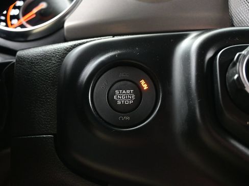 Used 2022 Jeep Wrangler Unlimited Sport AWD/4WD image 23
