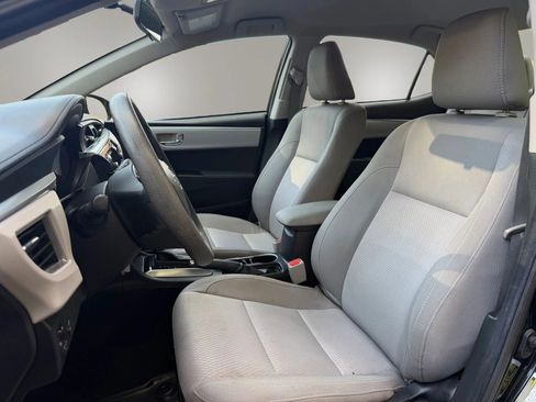 Used 2014 Toyota Corolla LE FWD image 16