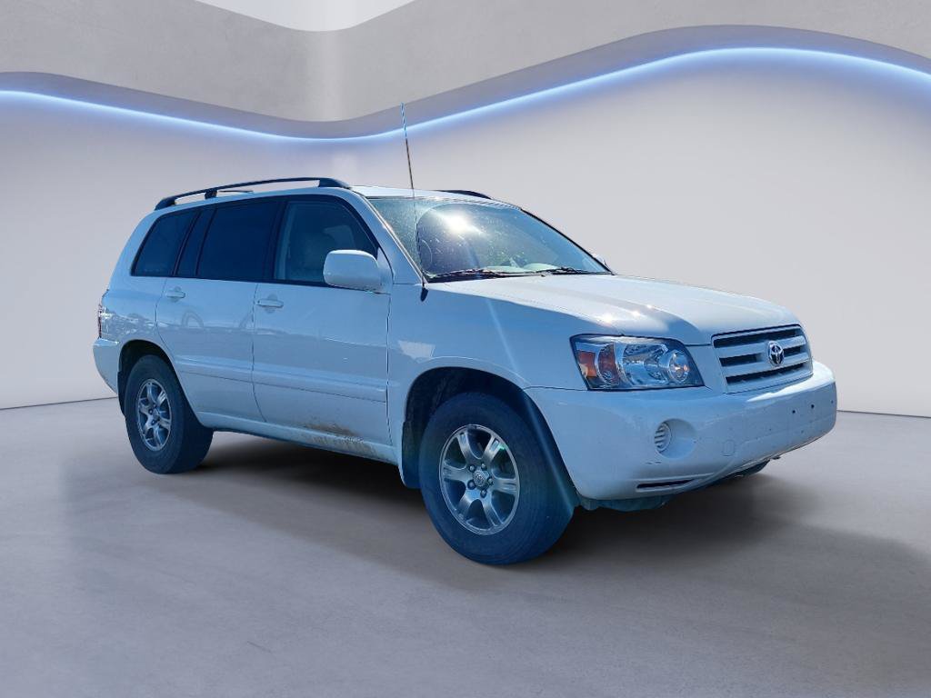 Used 2005 Toyota Highlander 2WD V6 w/ Appearance Pkg image 3