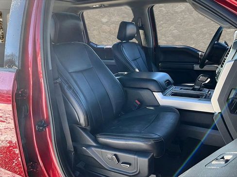 Used 2018 Ford F150 Lariat w/ Equipment Group 502A Luxury image 7