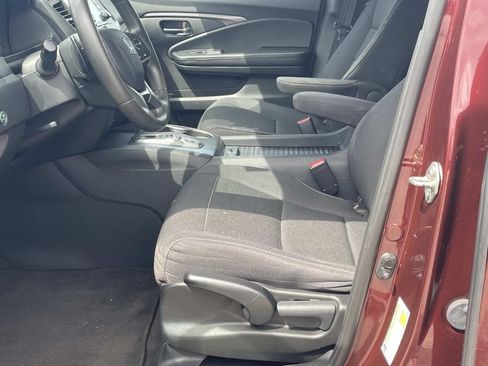 Used 2019 Honda Passport Sport image 16