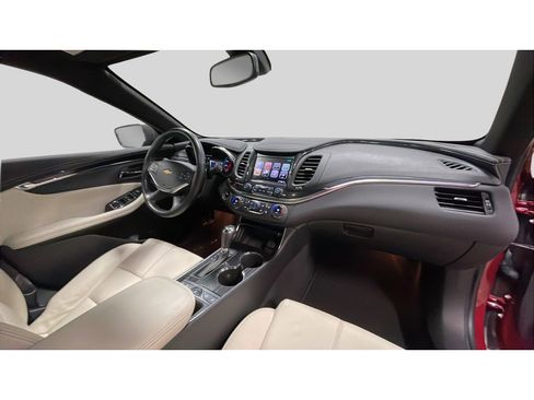 Used 2018 Chevrolet Impala LT w/ LT Leather Package image 16