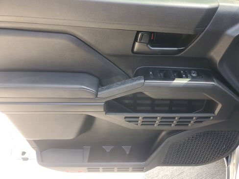 Used 2025 Toyota Tacoma SR RWD image 17