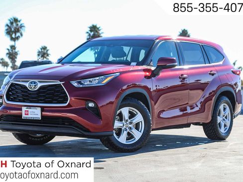 Used 2020 Toyota Highlander LE image 1