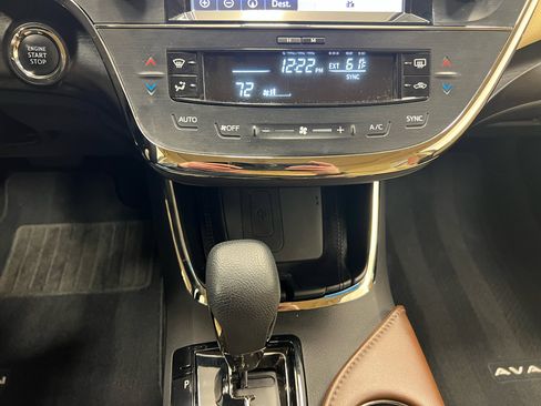 Used 2017 Toyota Avalon XLE Premium image 21