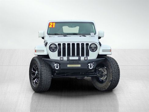 Used 2021 Jeep Gladiator Overland image 2