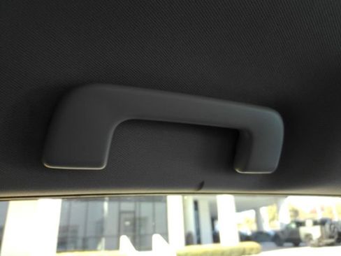 Used 2022 Toyota Tacoma SR5 image 27