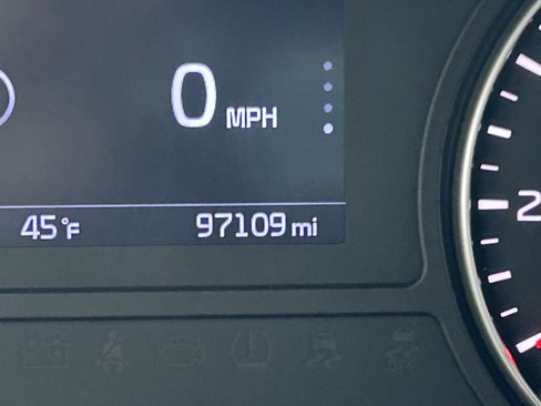 Used 2018 Kia Optima LX image 26