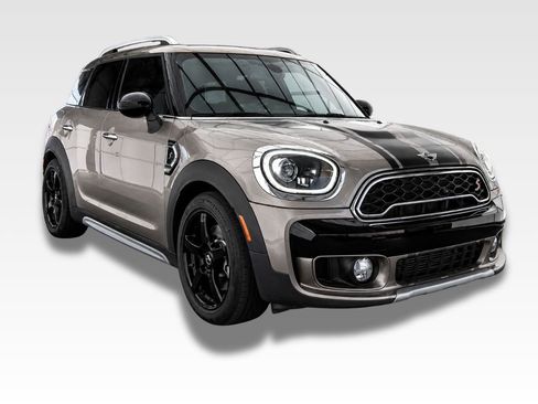 Used 2018 MINI Cooper Countryman S FWD image 2