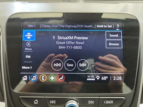 Used 2024 Chevrolet Malibu LT FWD image 16
