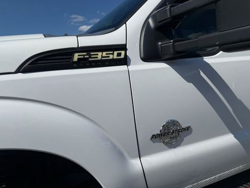 Used 2011 Ford F350 XLT w/ Chrome Pkg AWD/4WD image 5